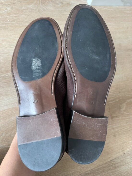 Suitsupply Brown Suede Loafer in Size 43 main image 8